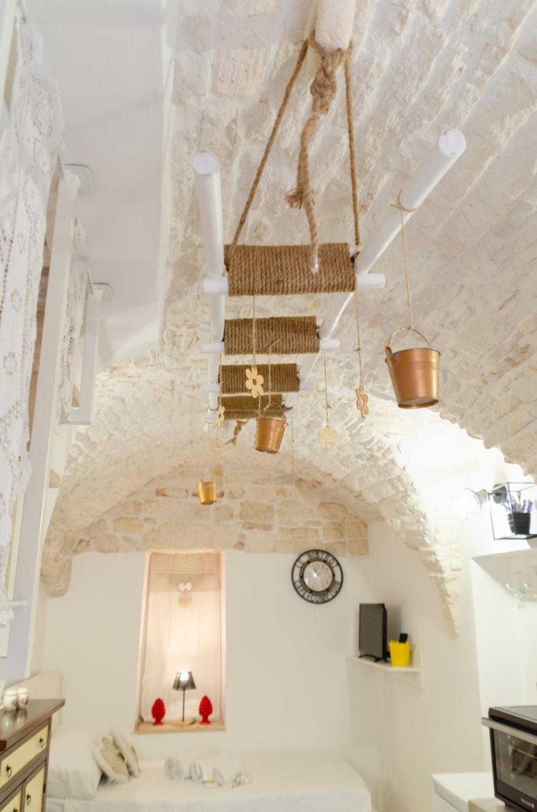 Al Bianco Nido White Stone Apt In Martina Franca Exterior foto